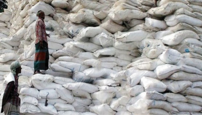 ২ লাখ টন সার কিনছে সরকার