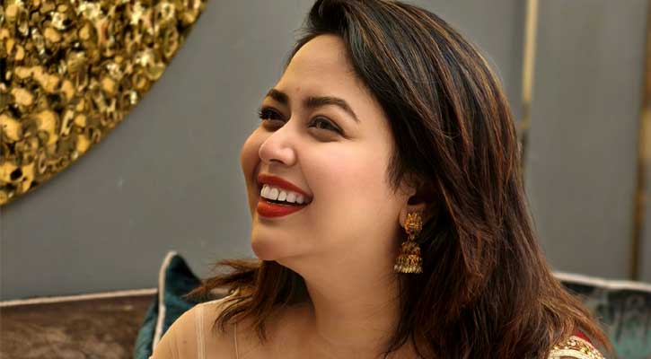 ৯ কেজি ওজন বাড়িয়ে  যাত্রাপালার নায়িকা হলেন ভাবনা