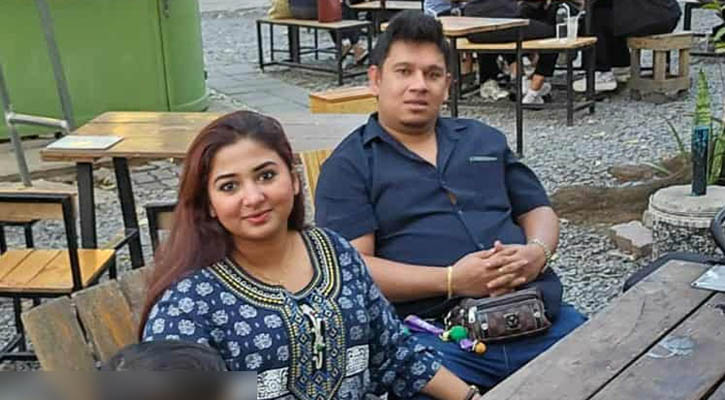 মধ্যরাতে শাশুড়িকে ফোন করে জামাই বলেন ‘আপনার মেয়ে আর নেই’