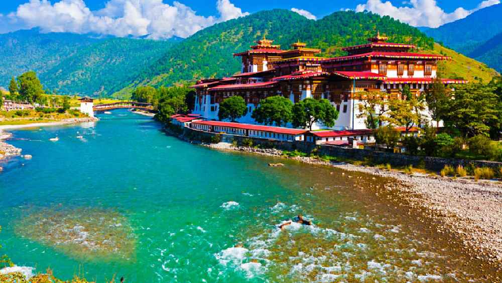 বিশ্বের সবচেয়ে দামি পর্যটন ভিসা যে দেশের