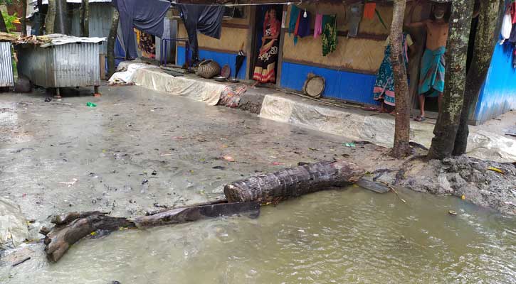 পানিবন্দি ২০ পরিবার