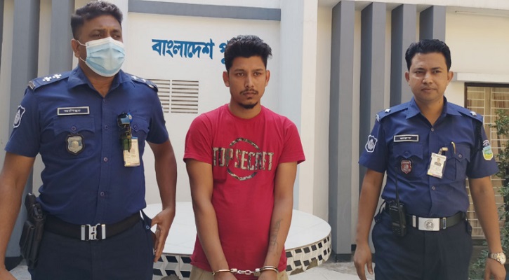 তালাক দেওয়ায় স্ত্রীকে ছুরিকাঘাত, স্বামী গ্রেপ্তার 