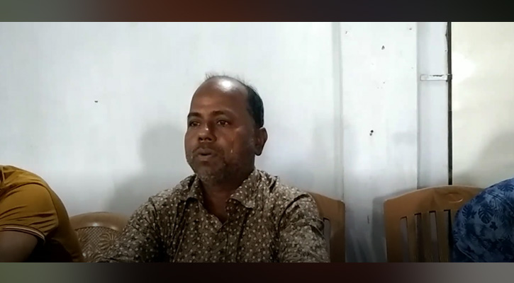 কেঁদে কেঁদে কারচুপির অভিযোগ আ. লীগ নেতার