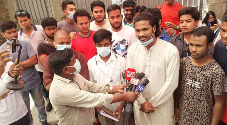 অবরোধ তুলে নিলেন রবি শিক্ষার্থীরা