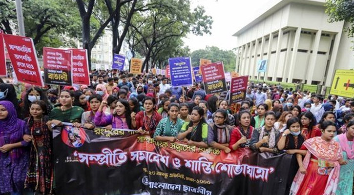 দেশব্যাপী সহিংসতা: ১০২ মামলায় গ্রেপ্তার ৫৮৪  