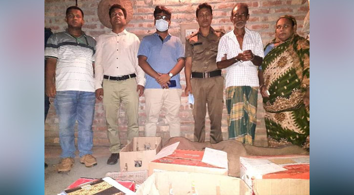 জলময়ুরসহ বিপুল পরিমাণ দেশি পাখি উদ্ধার 