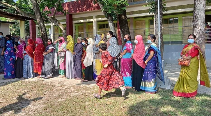 ডোমার পৌর নির্বাচনের ভোটগ্রহণ সম্পন্ন