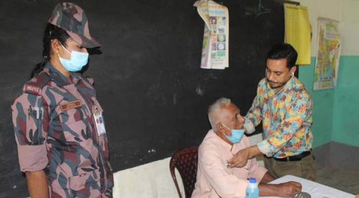 বিজিবির মেডিকেল ক্যাম্পেইন