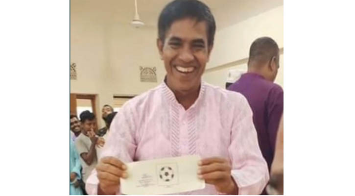 বিষপান করা মেম্বার প্রার্থী বিপুল ভোটে জয়ী 
