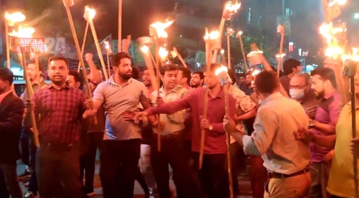 খালেদার মুক্তি চেয়ে বিএনপির মশাল মিছিল 