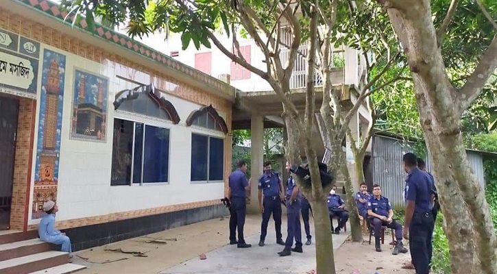 ‘খুতবার আজান’ নিয়ে সংঘর্ষে একজন নিহত