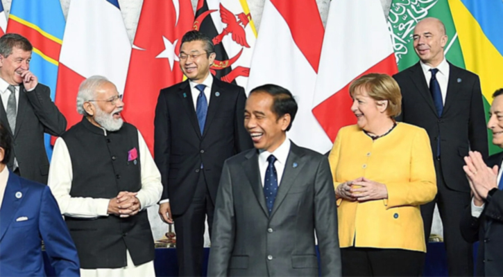 ৫০০ কোটি টিকা উৎপাদন করবে ভারত