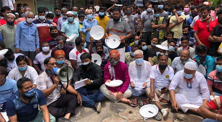 ‘ভাত দে, নইলে লকডাউন তুলে নে’