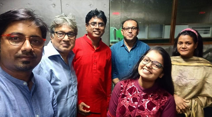 পূজায় সুমনের গানে বাবু