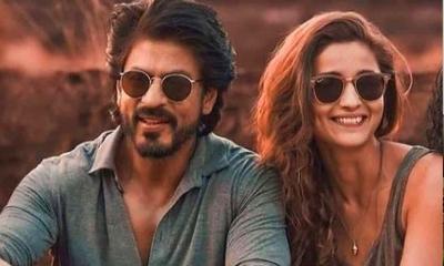 আলিয়া-শাহরুখের নতুন সিনেমা ১০০ কোটি টাকায় বিক্রি