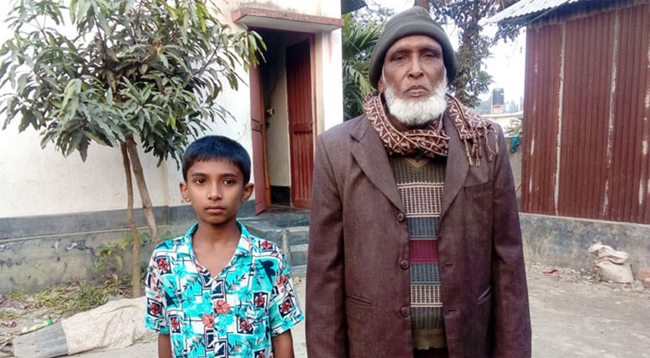 শিক্ষার্থীকে একসঙ্গে তিনবার টিকা, তদন্ত কমিটি গঠন