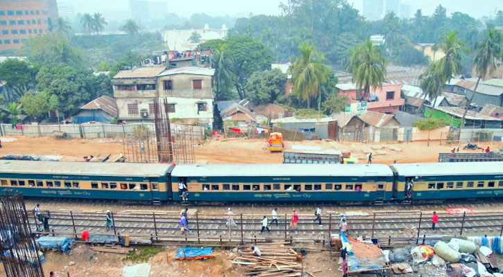 কারওয়ান বাজার রেললাইন