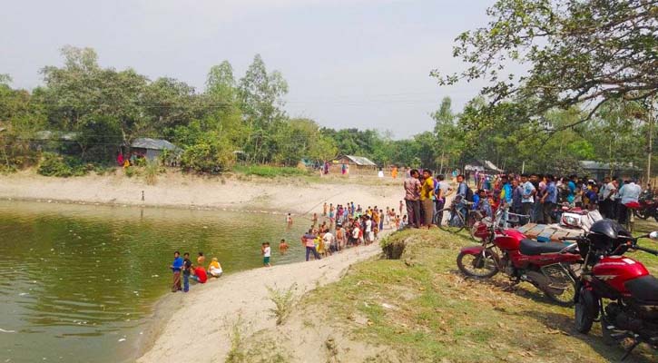 পুকুরে গোসল করতে নেমে শিশুর মৃত্যু