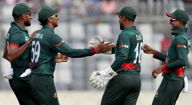 বাংলাদেশের বিপক্ষে ২৫৪ রানে অলআউট নিউজিল্যান্ড