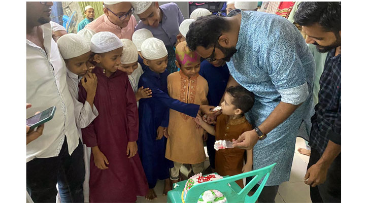 এতিমদের সঙ্গে নিয়ে প্রধানমন্ত্রীর জন্মদিন উদযাপিত
