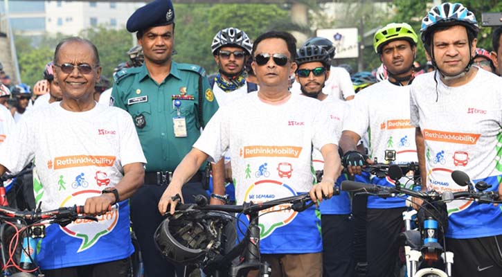 রাজধানীতে ধারণক্ষমতার চেয়েও যানবাহন বেশি : ডিএমপি কমিশনার