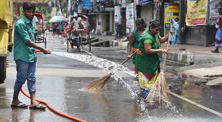 ঢাকার দুই সিটির শতভাগ বর্জ্য অপসারণ