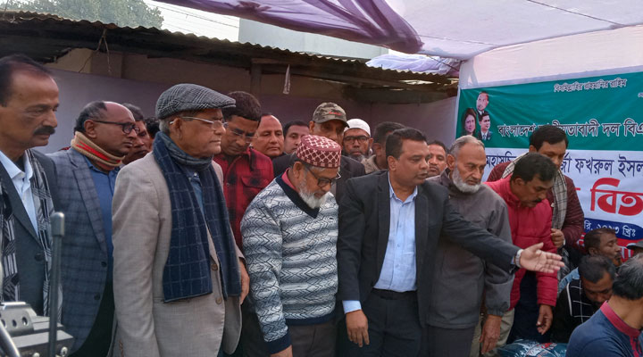 সরকারের বিরুদ্ধে কথা বললেই মামলা দেওয়া হয় : ফখরুল