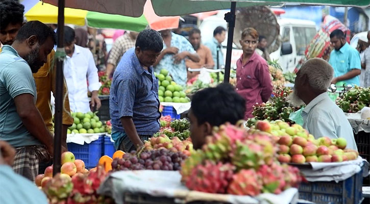 স্বস্তি নেই ফলের বাজারেও