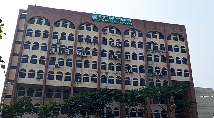 শুক্রবার বসবে চাঁদ দেখা কমিটি