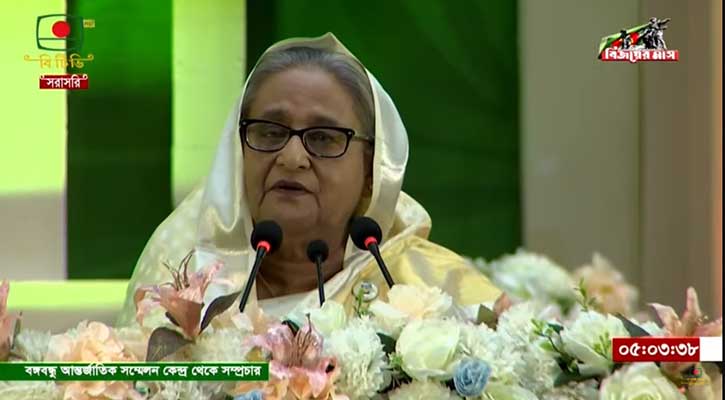 গ্রেনেড হামলায় এ দেশের বিচারকরাও রক্ষা পাননি : প্রধানমন্ত্রী