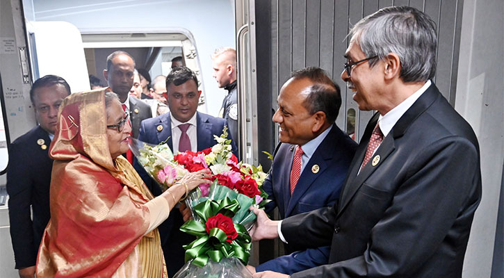 নিউইয়র্ক পৌঁছেছেন প্রধানমন্ত্রী