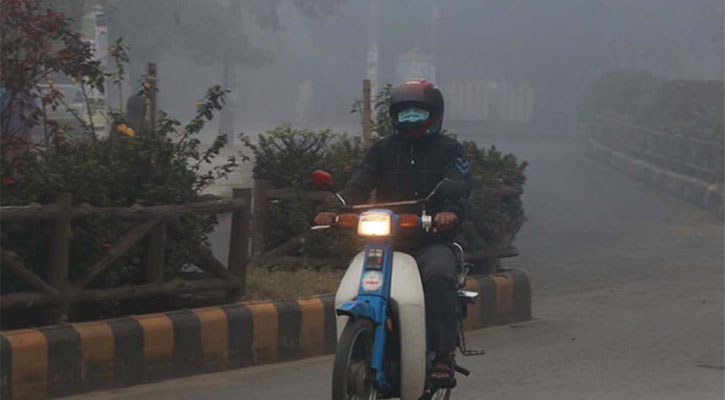 রাজশাহীতে জেঁকে বসেছে শীত