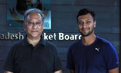 পাপন-সাকিবের পদত্যাগ চেয়ে নোটিশ