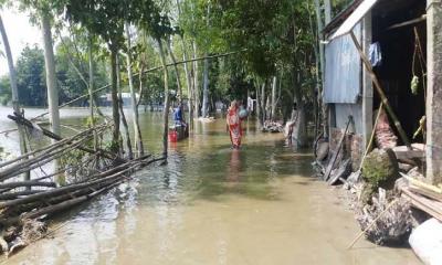 পানিবাহিত রোগে আক্রান্ত হচ্ছেন বানভাসীরা