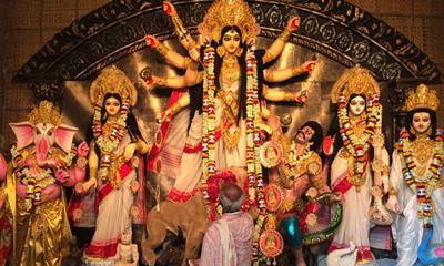 দুর্গাপূজার মহাসপ্তমী শনিবার
