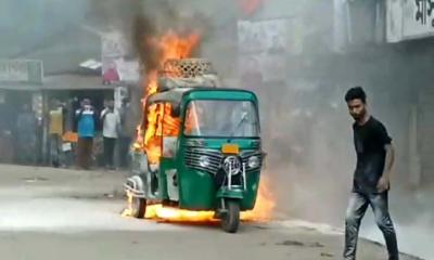 ‘চোখের সামনে আমার স্বপ্ন পুড়ে ছাই হয়ে গেল’