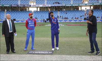 নিয়মরক্ষার ম্যাচে টস হেরে ব্যাটিংয়ে ভারত