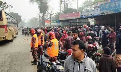 ট্রাকের চাকায় পিষ্ট হয়ে স্কুলশিক্ষকের মৃত্যু