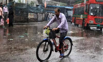 দুর্বল হয়ে পড়েছে ‘হামুন’, চার জেলায় বৃষ্টির আভাস