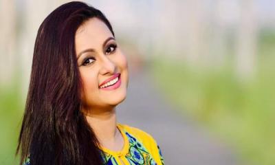 জন্মদিনে দোয়া চাইলেন পূর্ণিমা