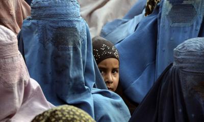 আফগান নারীদের ধীরে ধীরে ‘মুছে ফেলা’ হচ্ছে