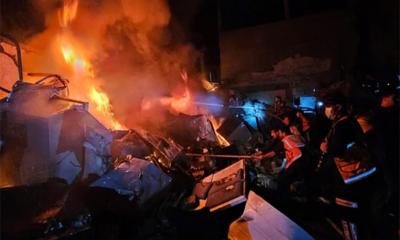 গাজার শরণার্থী শিবিরে ইসরায়েলি হামলায় নিহত ৩০