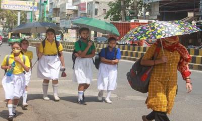 গরম বাড়ায় শিক্ষাপ্রতিষ্ঠানের ছুটিও বাড়ল