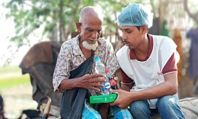 প্রতিদিন ৪ হাজার মানুষকে ইফতার করাবে কোকা-কোলা ও বিদ্যানন্দ