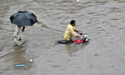 লাহোরে ‘রেকর্ড’ বৃষ্টিপাতে অন্তত ৭ জন নিহত