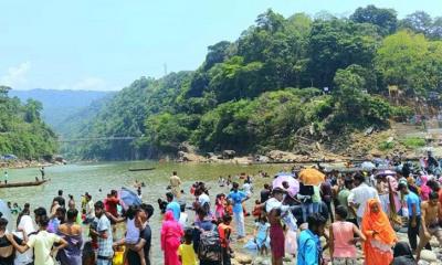 ঈদের ছুটিতে সিলেটে পর্যটকদের ঢল