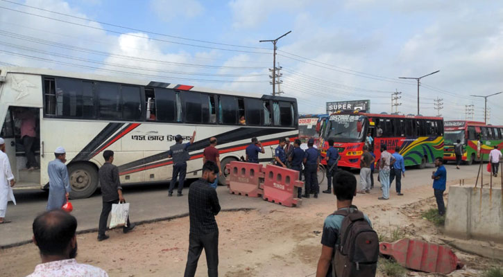 আমিনবাজারে পুলিশের তল্লাশি, যানজট-ভোগান্তিতে যাত্রীরা