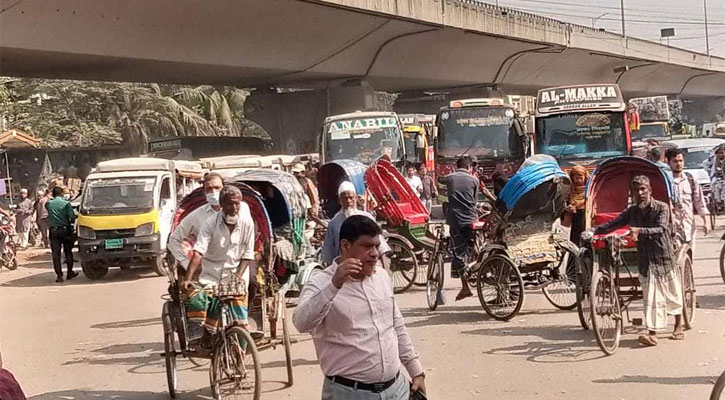 হরতালের প্রভাব নেই রাজধানীতে, মোড়ে মোড়ে যানজট