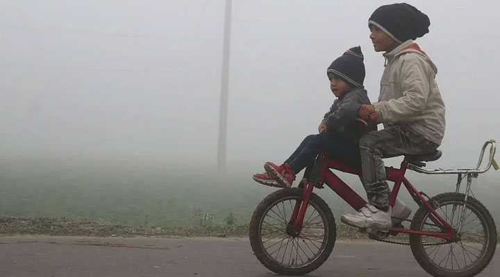 রাতের তাপমাত্রা সামান্য কমার ইঙ্গিত