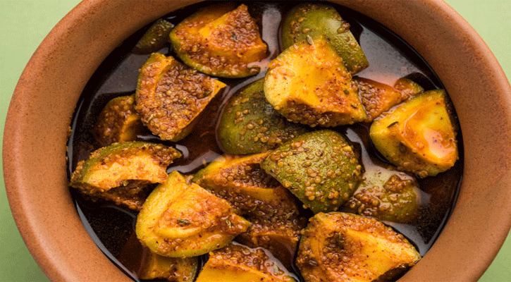 আমের ঝাল আচার তৈরির নিয়ম